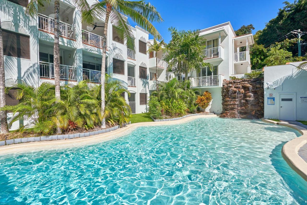 Alassio Apartments With Direct Pool Access Palm Cove Exteriör bild