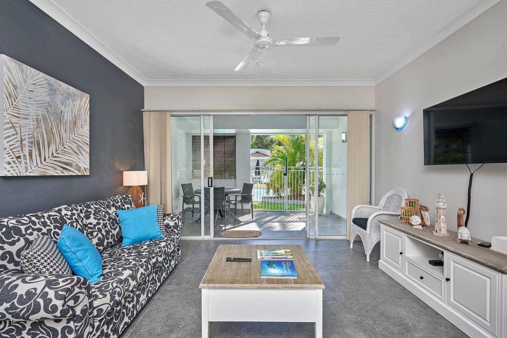 Alassio Apartments With Direct Pool Access Palm Cove Rum bild
